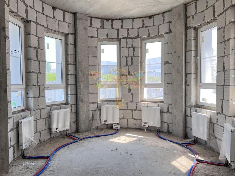 2-комн. квартира, 68 м², 1/5 этаж