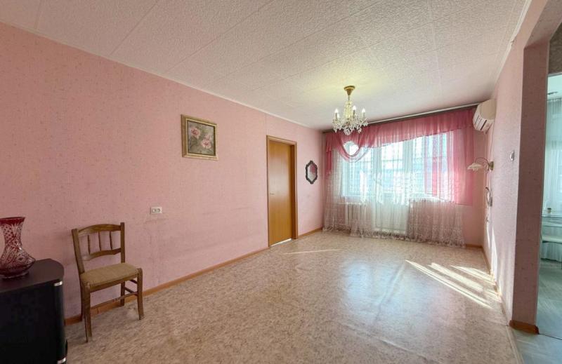 2-комн. квартира, 45 м², 3/5 этаж
