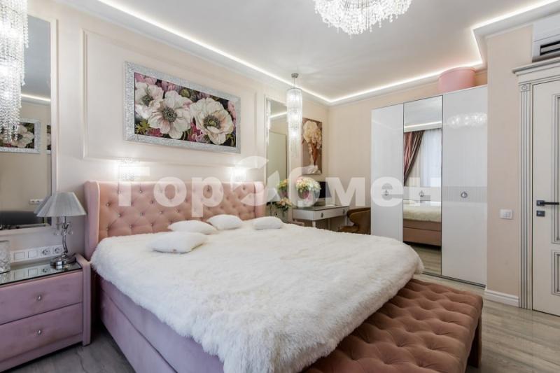 3-комн. квартира, 118 м², 3/16 этаж