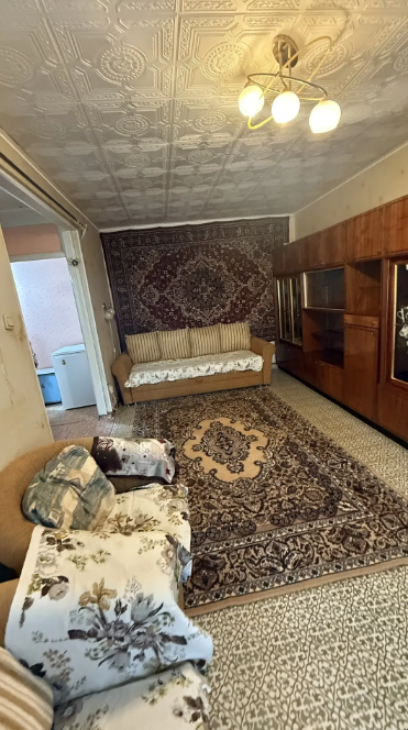 2-комн. квартира, 45 м², 3/5 этаж