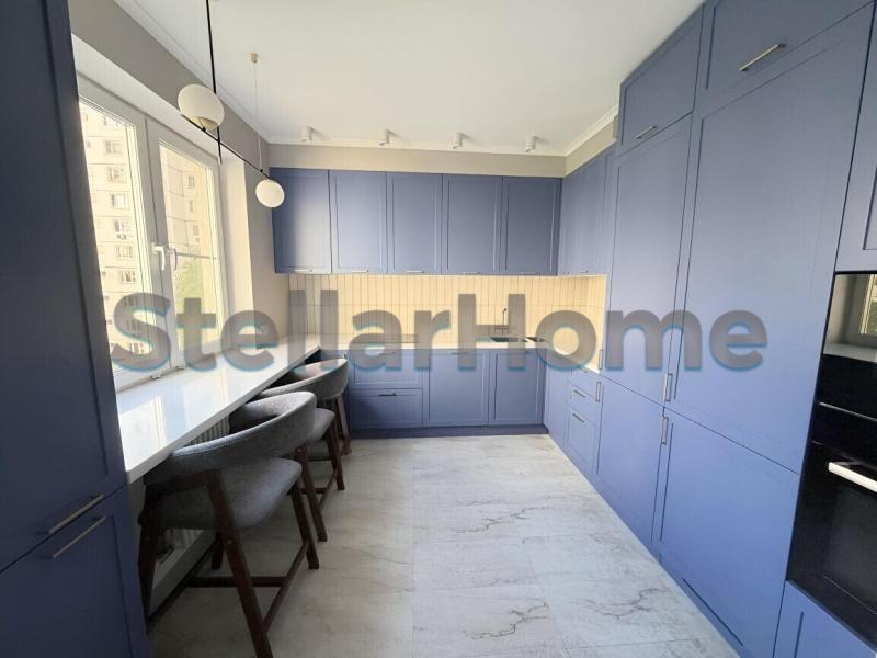 4-комн. квартира, 100 м², 5/14 этаж