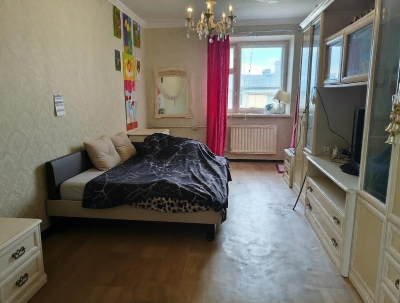 2-комн. квартира, 57 м², 4/4 этаж