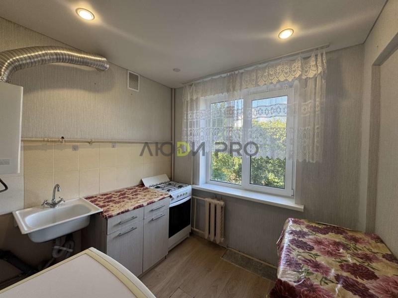 2-комн. квартира, 44 м², 4/5 этаж