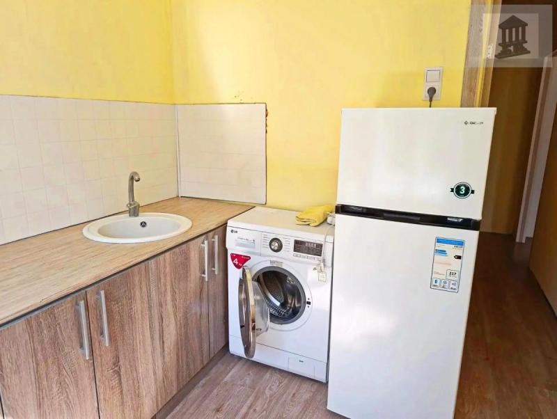2-комн. квартира, 43 м², 4/5 этаж