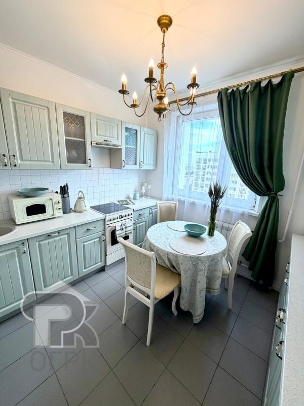 2-комн. квартира, 51 м², 17/17 этаж