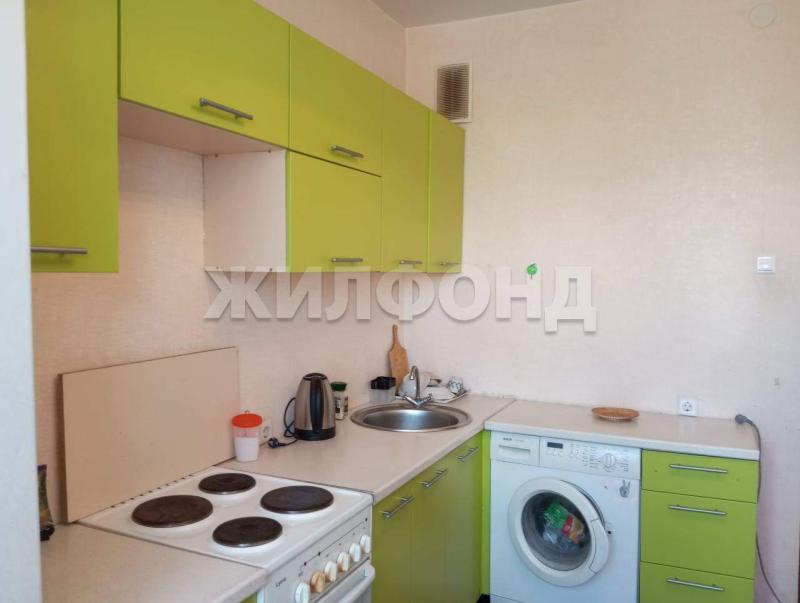 1-комн. квартира, 32 м², 3/17 этаж