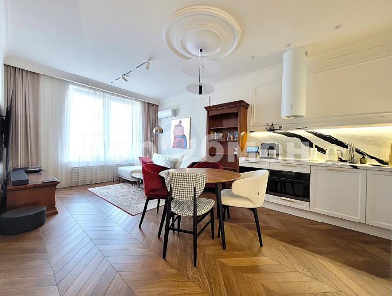 2-комн. квартира, 47 м², 29/35 этаж