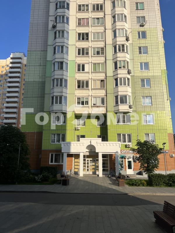 3-комн. квартира, 72 м², 23/25 этаж
