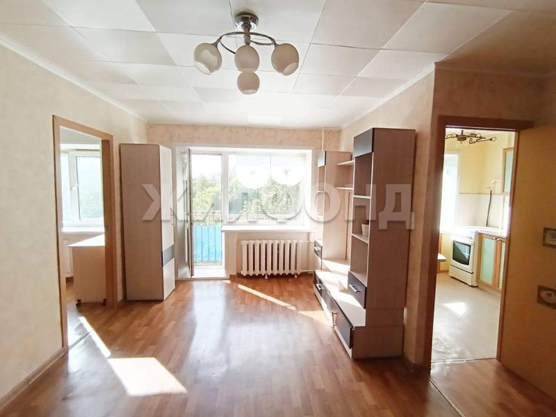 2-комн. квартира, 44 м², 3/5 этаж