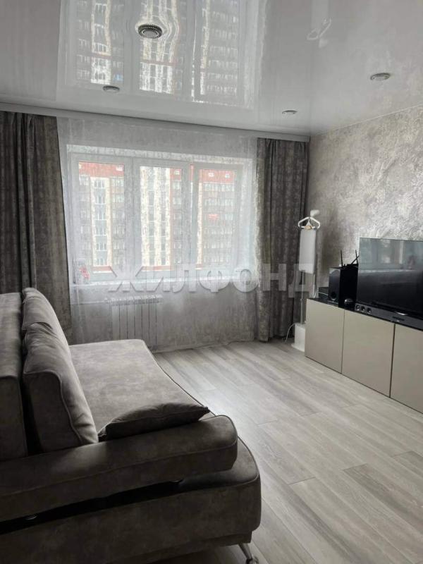 1-комн. квартира, 37 м², 15/18 этаж