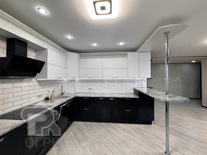 3-комн. квартира, 84 м², 16/18 этаж
