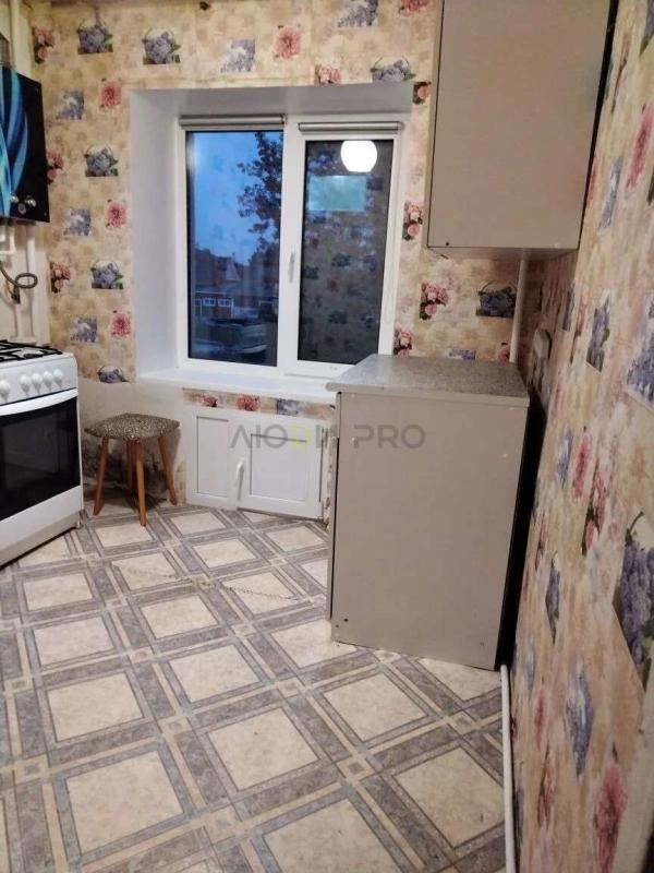 3-комн. квартира, 43 м², 2/5 этаж