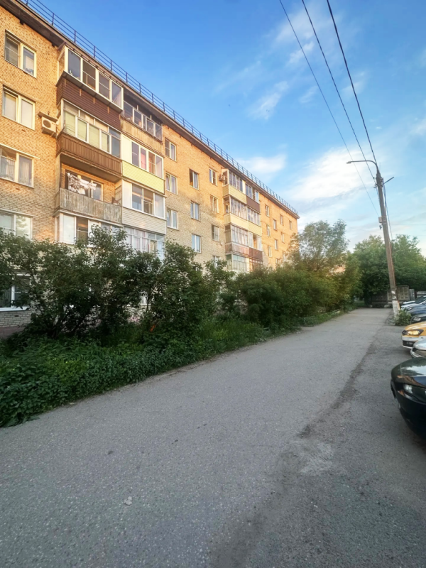 2-комн. квартира, 41 м², 2/5 этаж