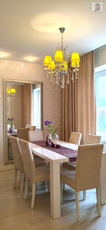 2-комн. квартира, 61 м², 10/15 этаж