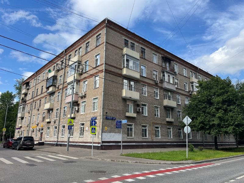 2-комн. квартира, 57 м², 2/5 этаж