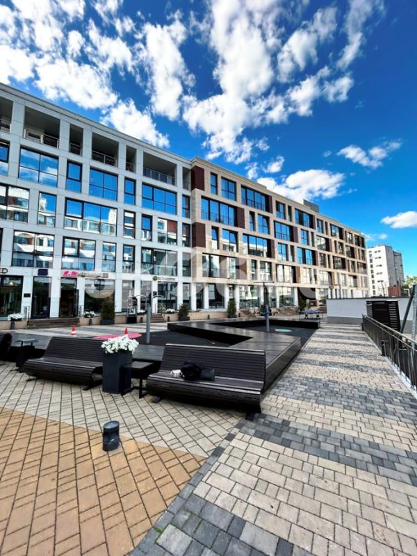 4-комн. квартира, 159 м², 2/7 этаж