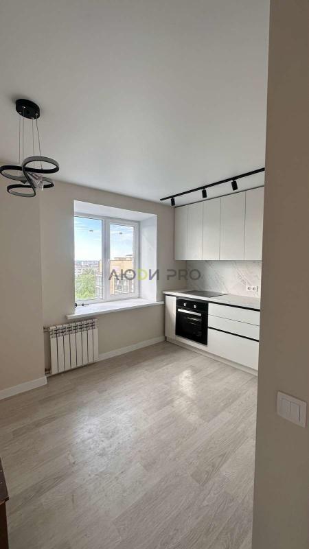 2-комн. квартира, 49 м², 11/12 этаж