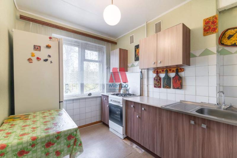 4-комн. квартира, 81 м², 3/5 этаж