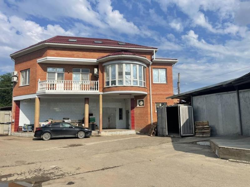 Производство, 3 700 м²