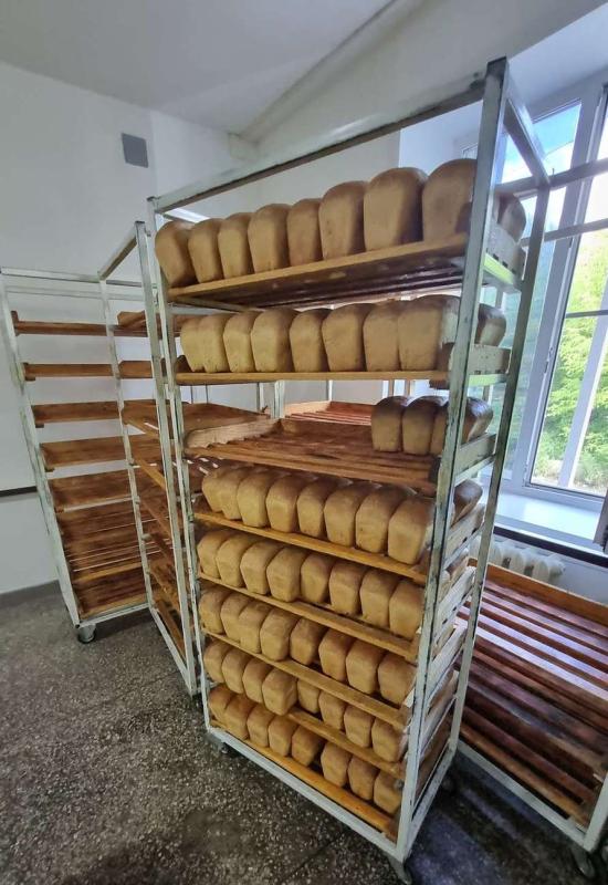 Производство, 1 400 м²