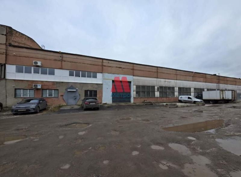 Производство, 2 700 м²