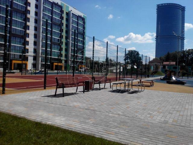 2-комн. квартира, 57 м², 2/10 этаж