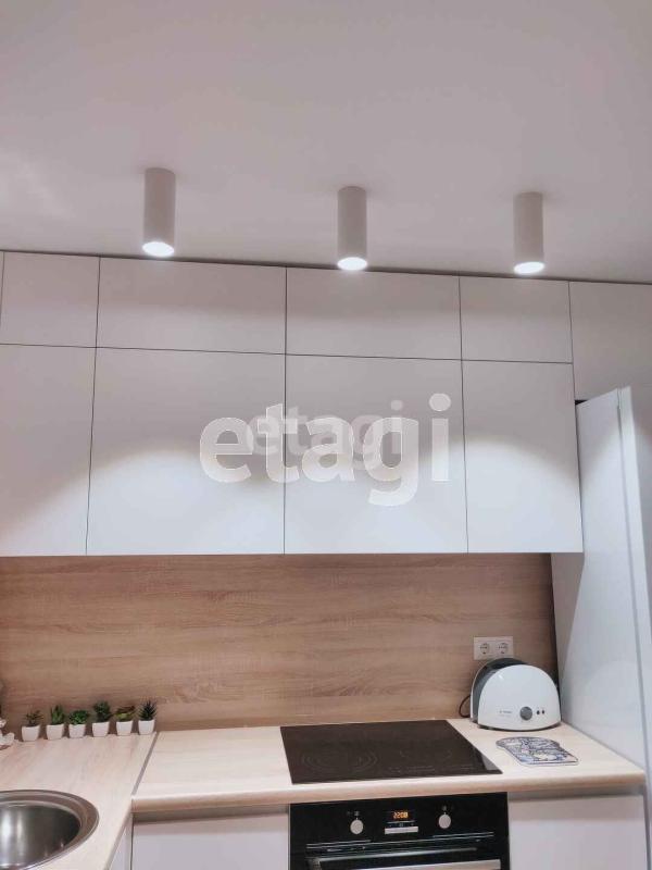 2-комн. квартира, 60 м², 9/16 этаж
