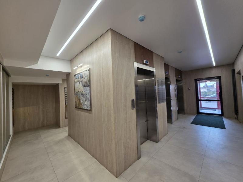 2-комн. квартира, 73 м², 20/24 этаж