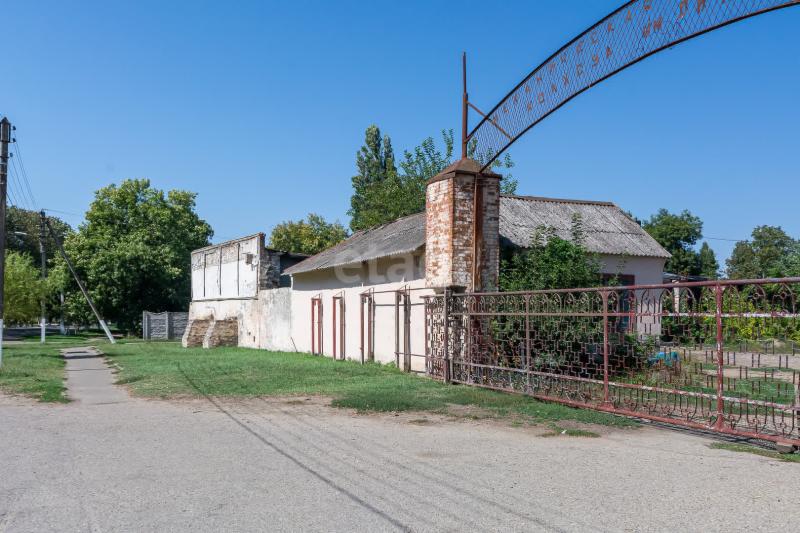 Коммерческая земля, 