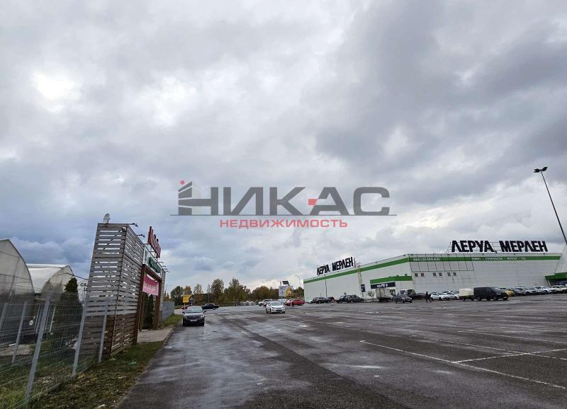 Коммерческая земля, 
