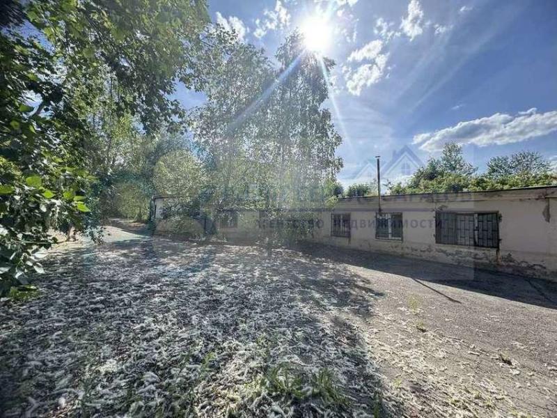 Коммерческая земля, 