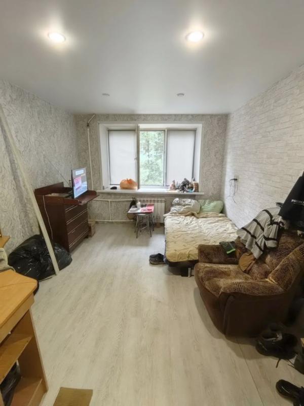 1 комната в 4-комнатной квартире, 13 м²