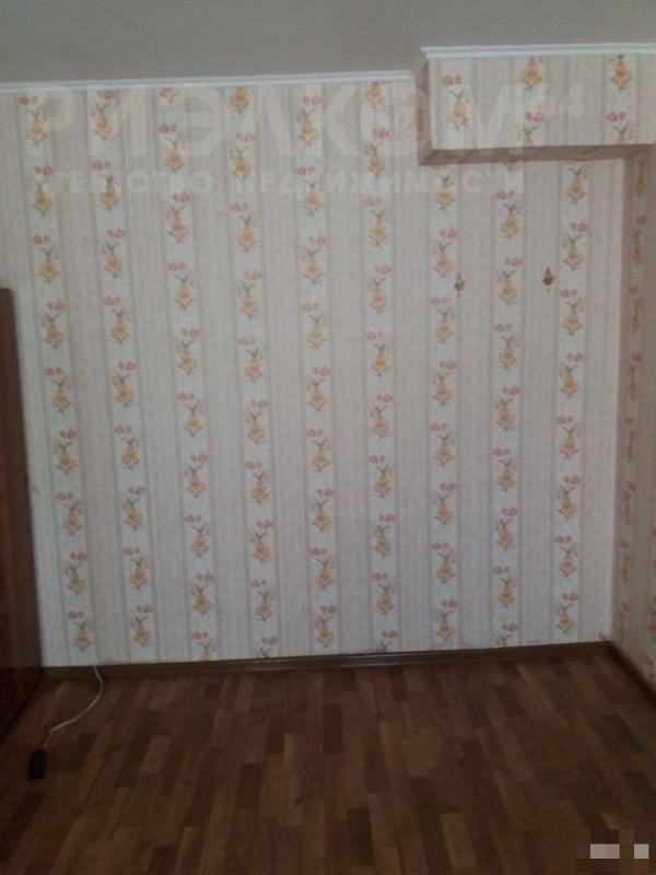 Комната, Саратовская область, Балаково, пос Дзержинского, площадь 20 лет ВЛКСМ, 55. Фото 1