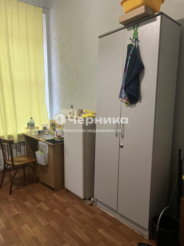 1 комната в 6-комнатной квартире, 14 м2