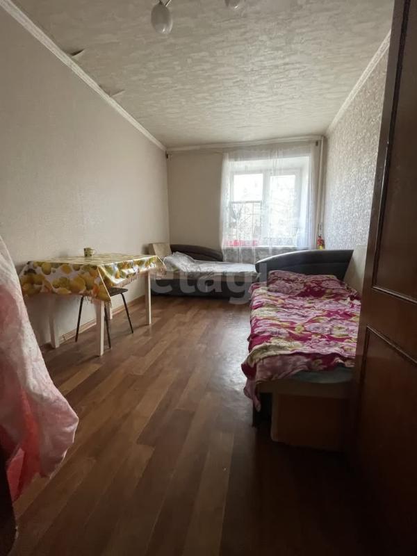 1 комната в 4-комнатной квартире, 12 м²