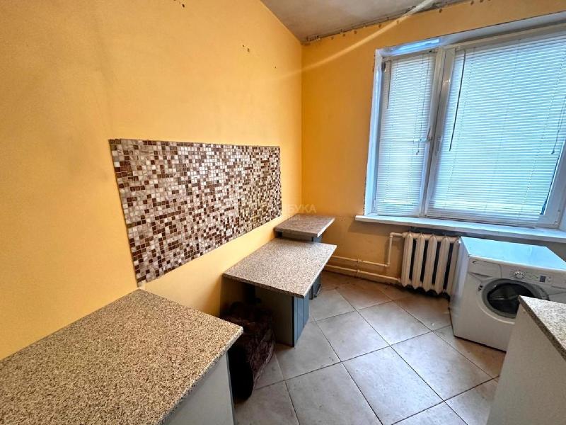 2 комнаты в 3-комнатной квартире