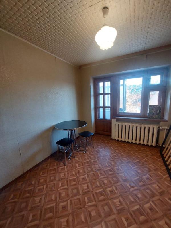 1 комната в 1-комнатной квартире, 12.7 м2