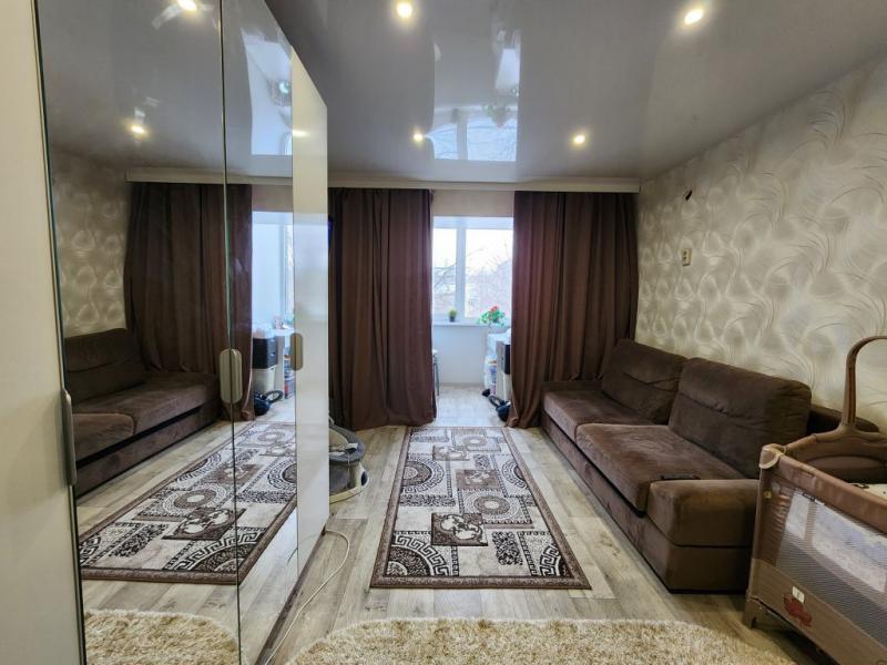 1 комната в 4-комнатной квартире, 14 м²
