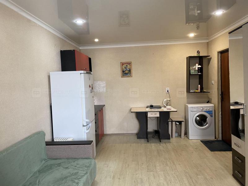 1 комната в 6-комнатной квартире