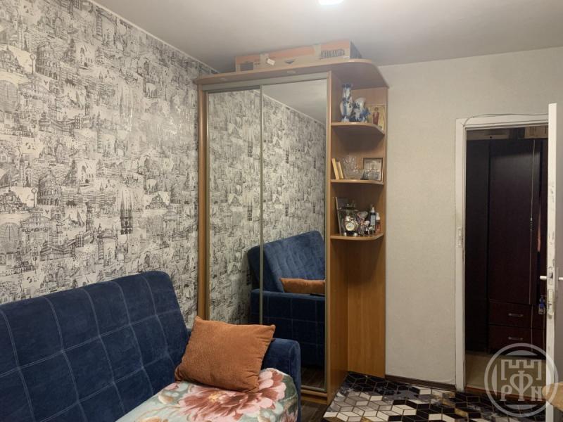 2 комнаты в 3-комнатной квартире