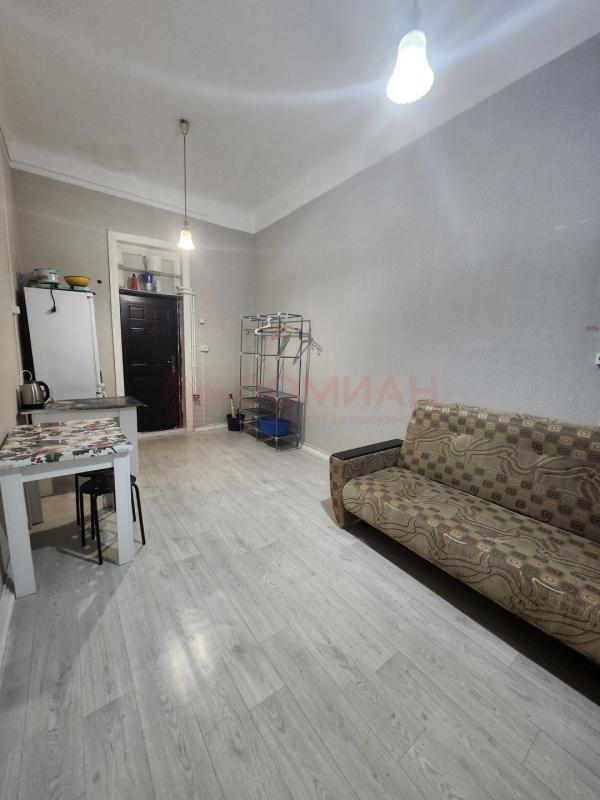 1 комната в 1-комнатной квартире, 16 м²