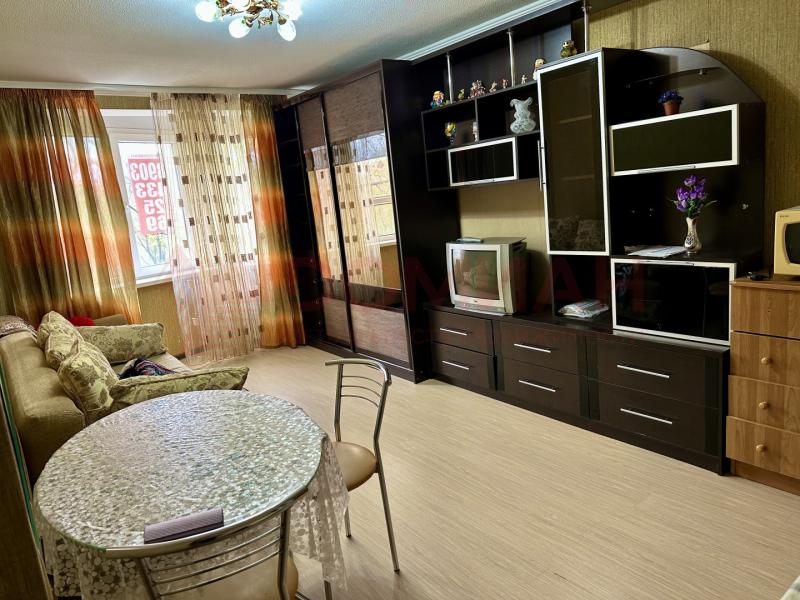 1 комната в 4-комнатной квартире, 19.2 м2