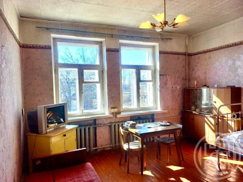 2 комнаты в 3-комнатной квартире