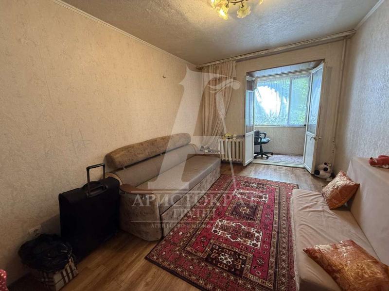 1 комната в 3-комнатной квартире