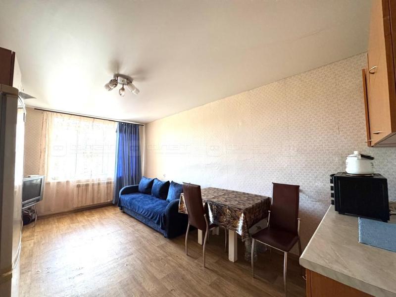 1 комната в 6-комнатной квартире