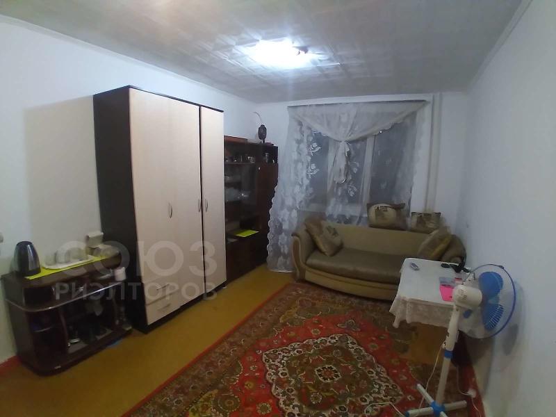 1 комната в 8-комнатной квартире