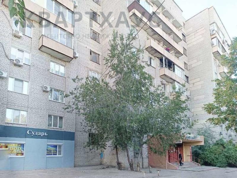 1 комната в 8-комнатной квартире