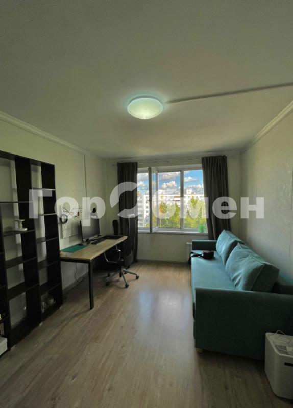 1 комната в 3-комнатной квартире, 15 м²