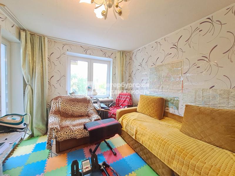 1 комната в 5-комнатной квартире, 15.1 м²