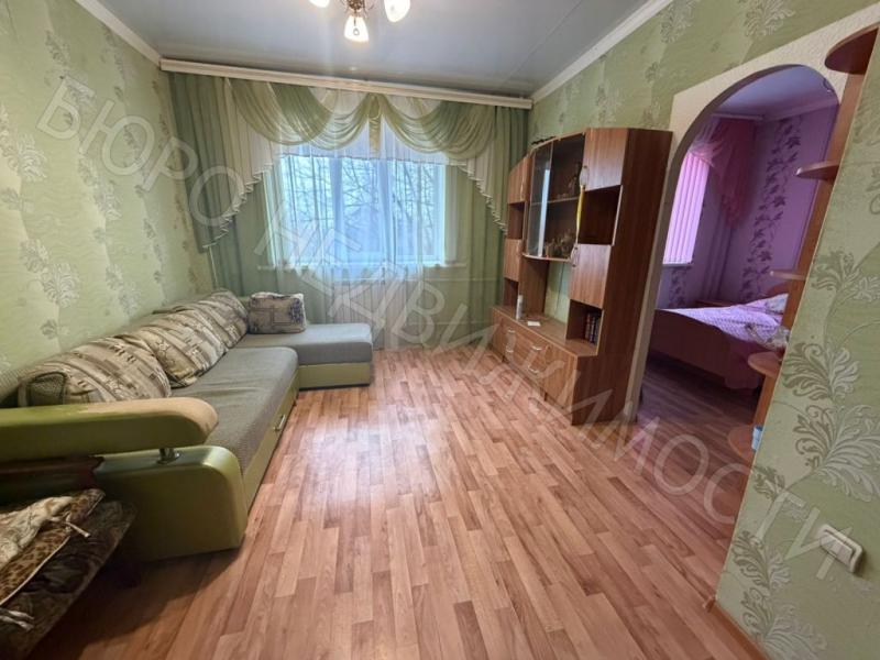 2 комнаты в 2-комнатной квартире, 23.9 м²